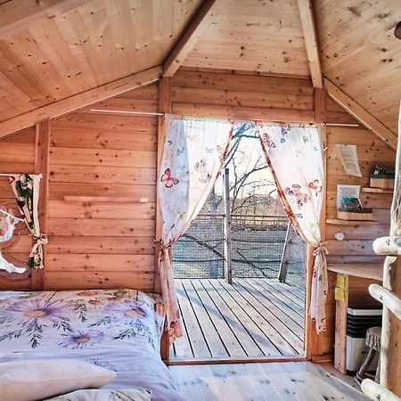 Villa Treehouse Kremilek Jesenice  Esterno foto