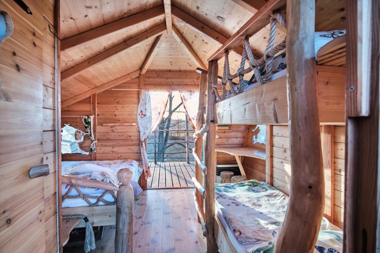 Villa Treehouse Kremilek Jesenice  Esterno foto