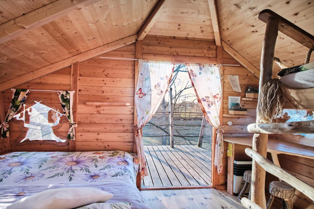 Villa Treehouse Kremilek Jesenice  Esterno foto
