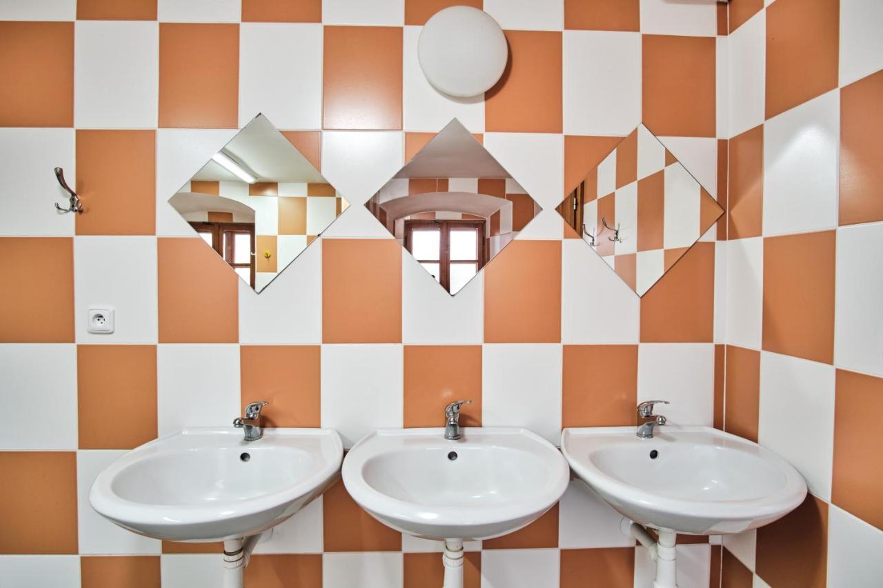 Villa Treehouse Kremilek Jesenice  Esterno foto